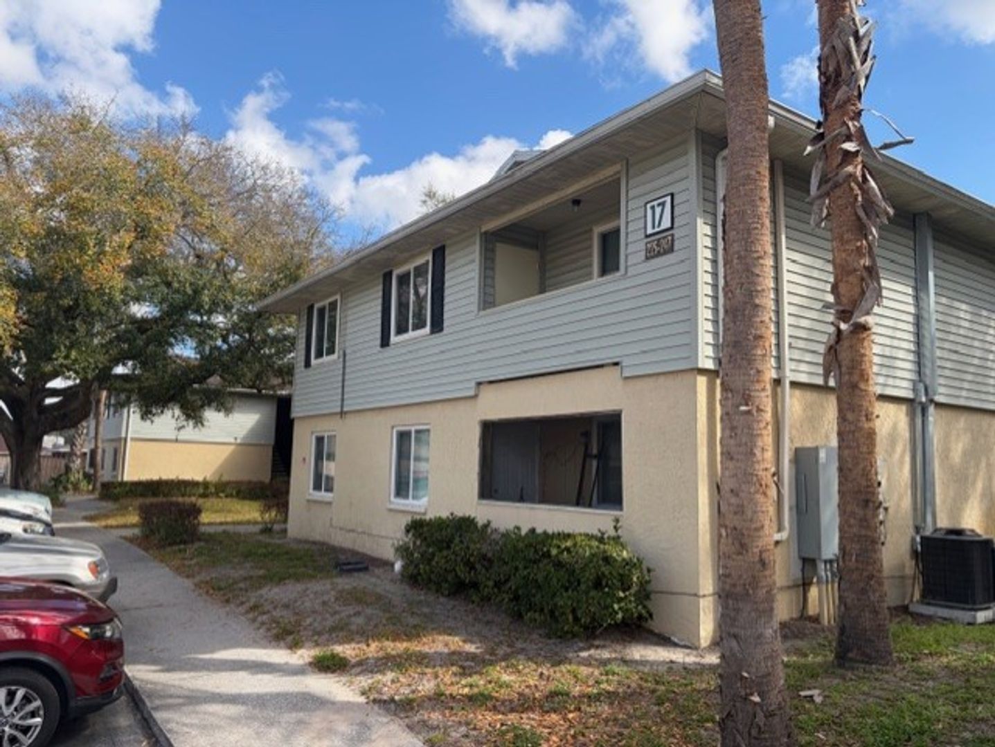 Brandon Apartment: 636 Golden Raintree Pl