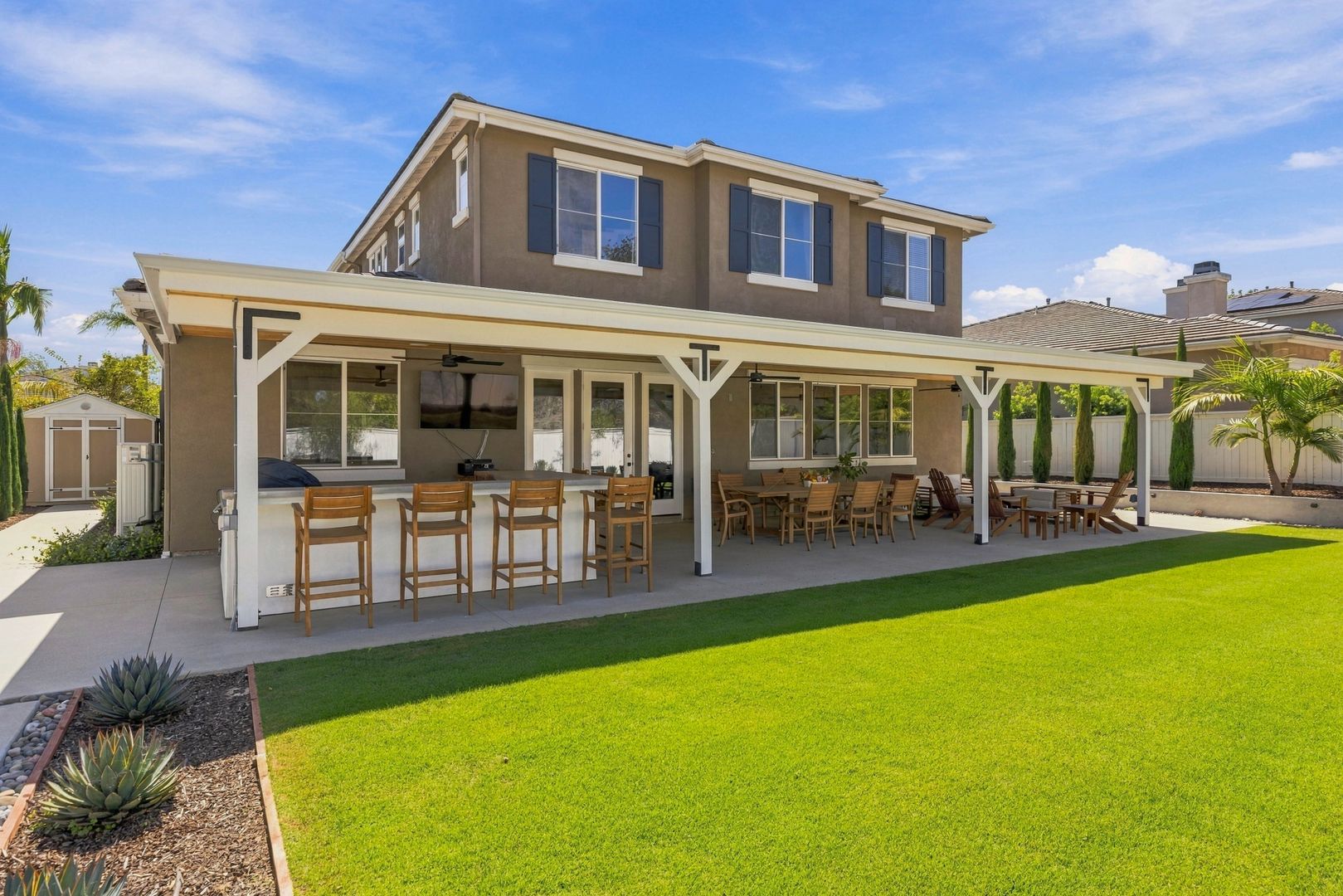 Carlsbad House: 2988 Camino Serbal