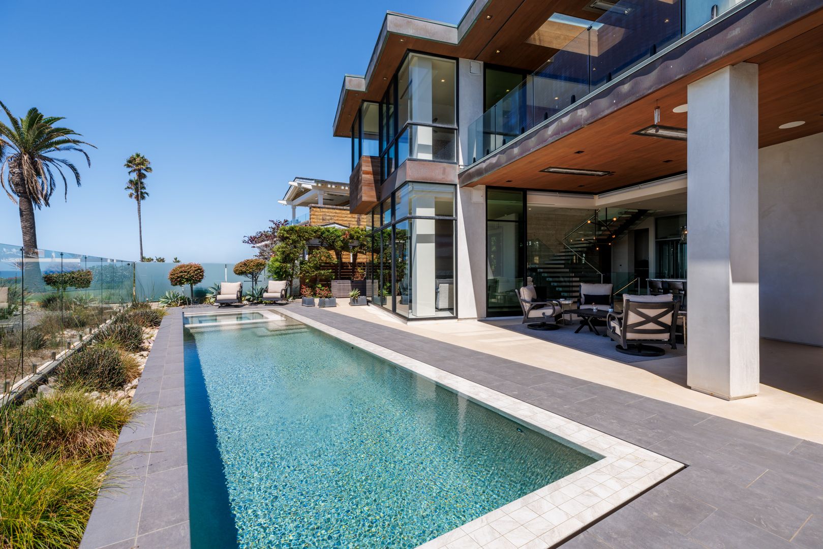 Del Mar House: 516 Stratford Ct.