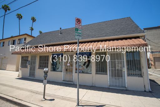 COMMERCIAL SPACE!! In Prime Location off the 405 Freeway! – photo 1