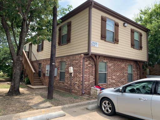 Eagle Point Apartments – photo 1