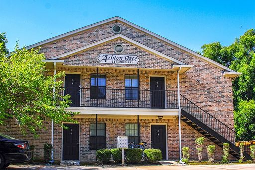 Ashton Place Apartments – photo 1