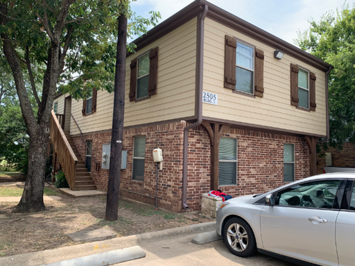 Eagle Point Apartments – photo 1