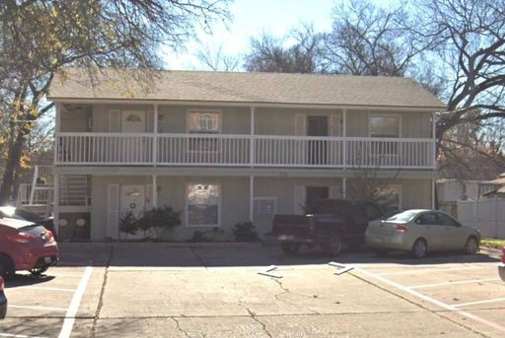 Denton Apartment: 314 Texas St