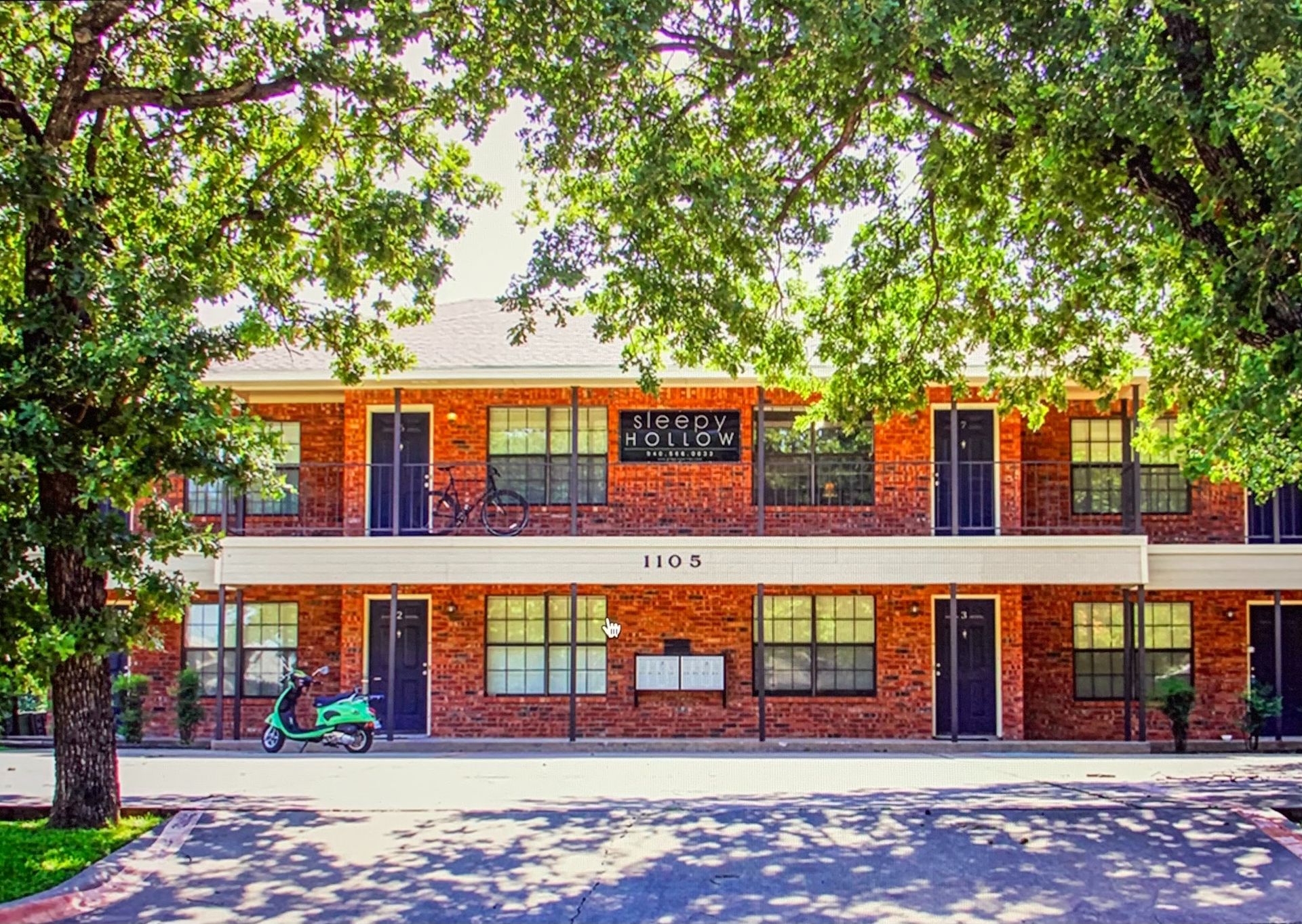 Denton Apartment: 1105 S Avenue B