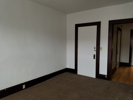 1 bedroom apartment in Downtown Brainerd – photo 1
