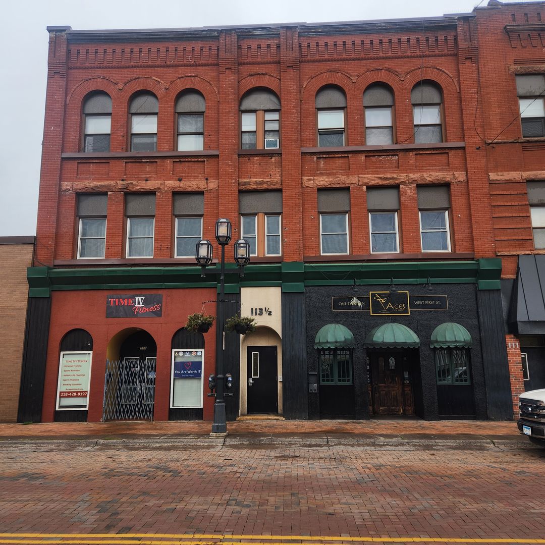 Duluth Apartment: 113 1/2 W 1 ST