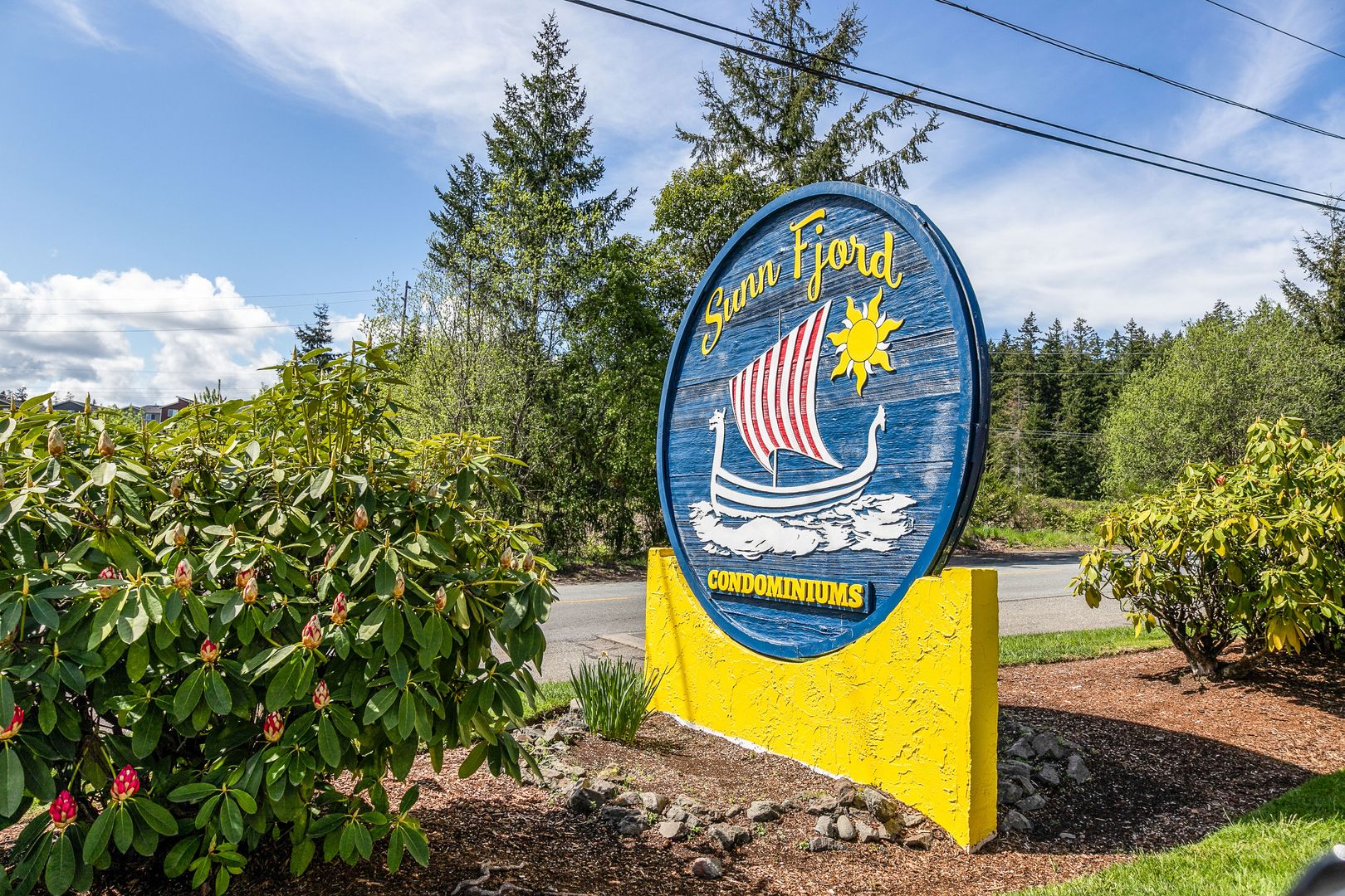 Bremerton Apartment: 1775 W Sunn Fjord Lane #A6