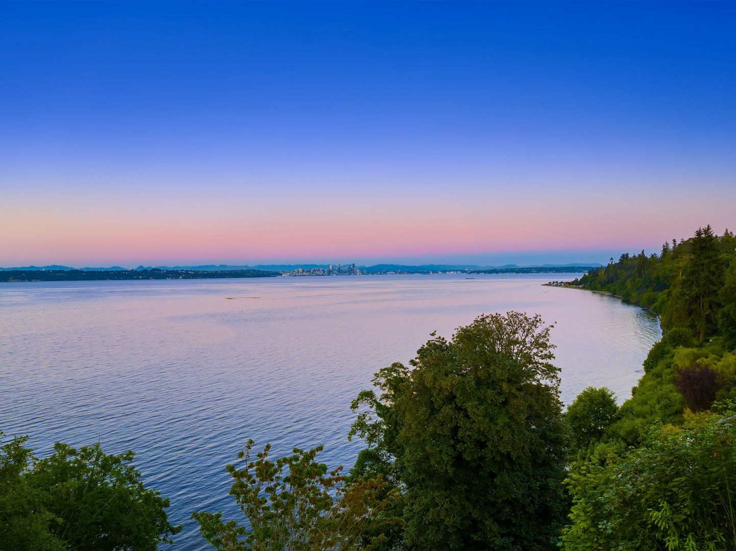 Bainbridge Island House: 8760 Grand Avenue NE