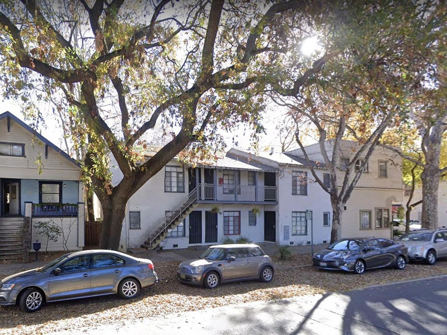 Sacramento Apartment: 1929 11th/1101/1101 1/2/1103 T Street