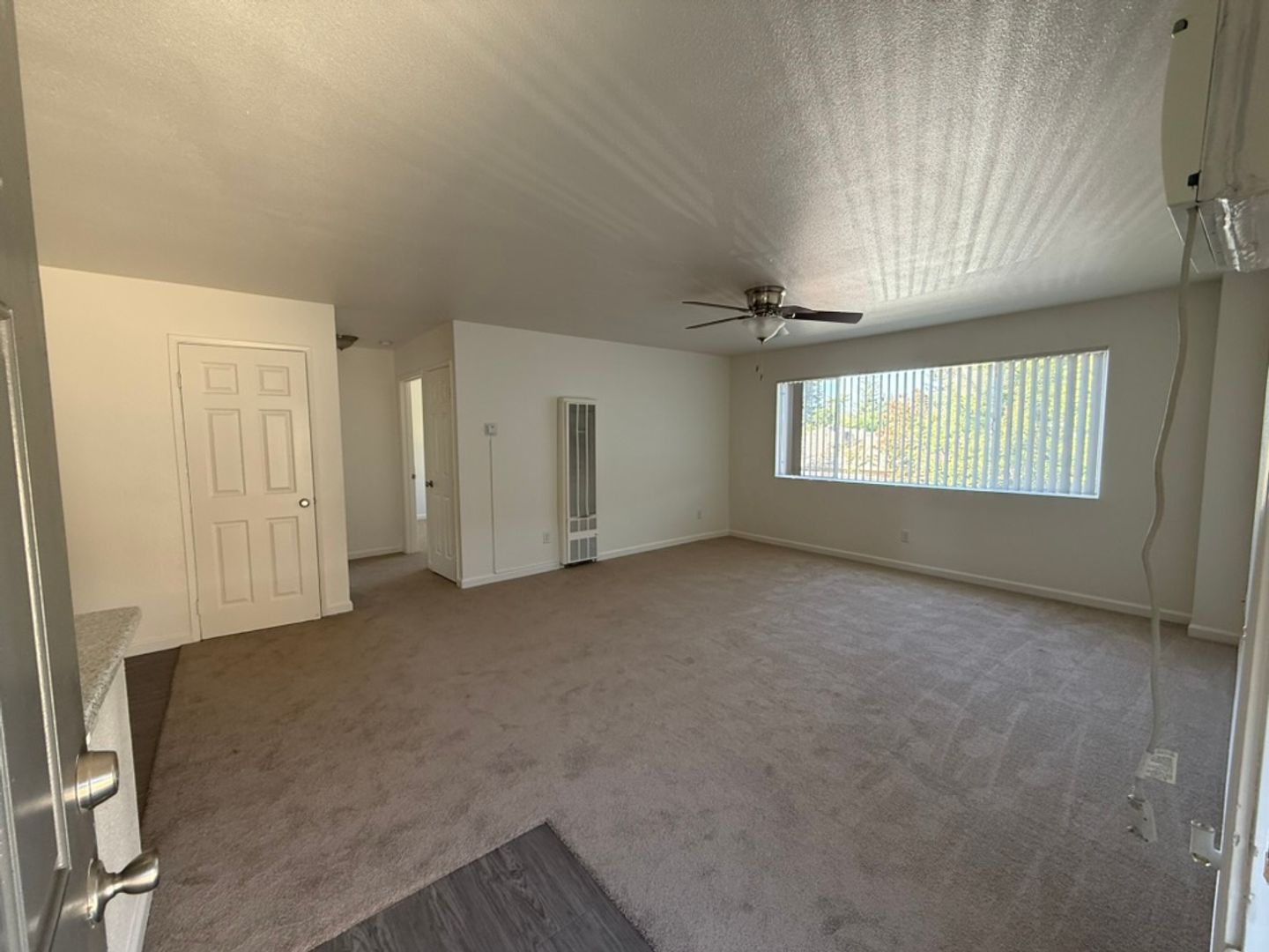 Carmichael Apartment: 3217 Walnut Ave