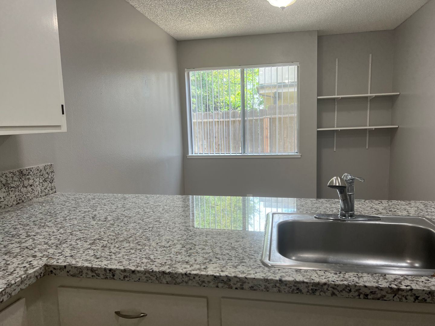 Modesto Apartment: 1701 Scenic Drive