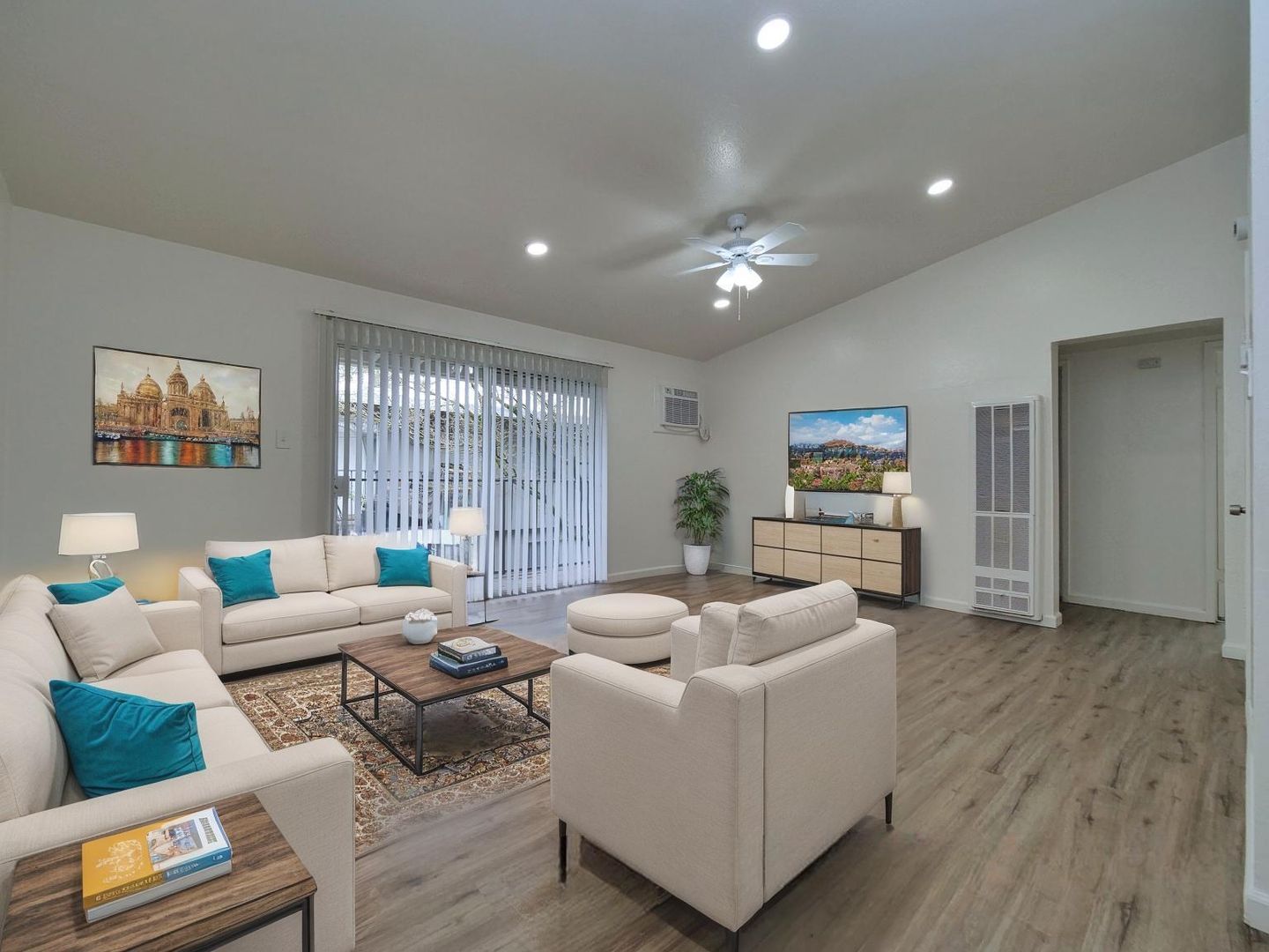 Sacramento Apartment: 6050 S. Land Park Drive