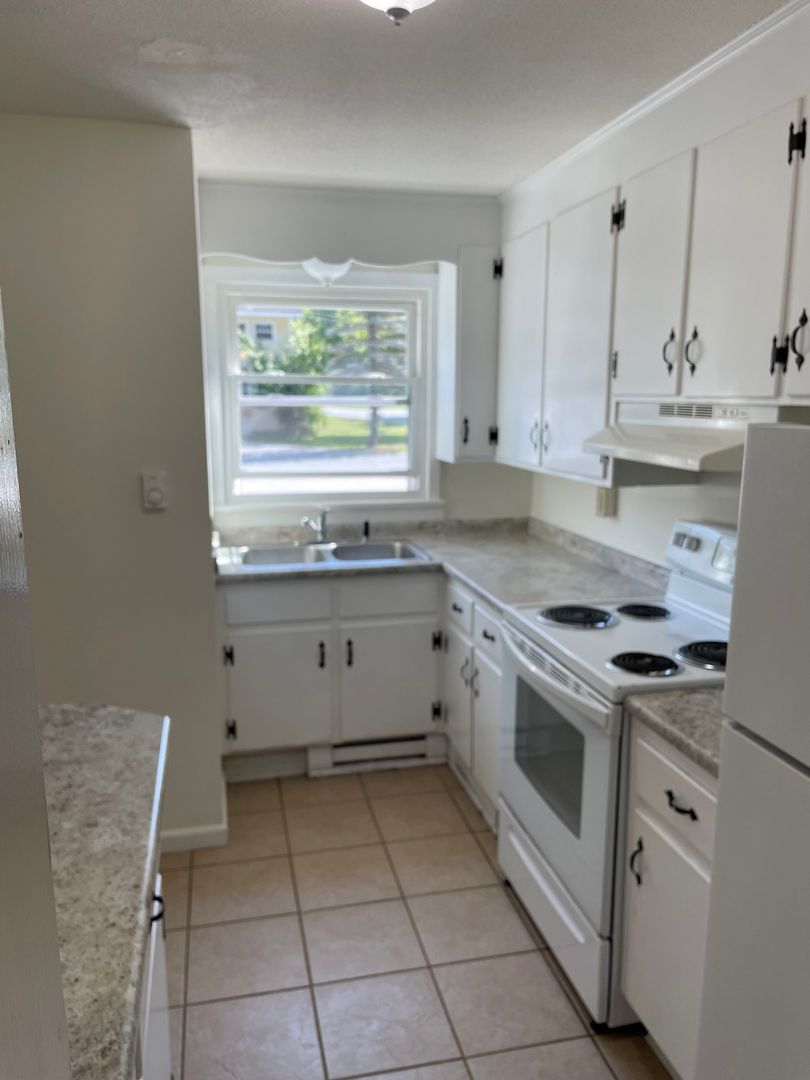 Wilder Apartment: 20-30 A Street