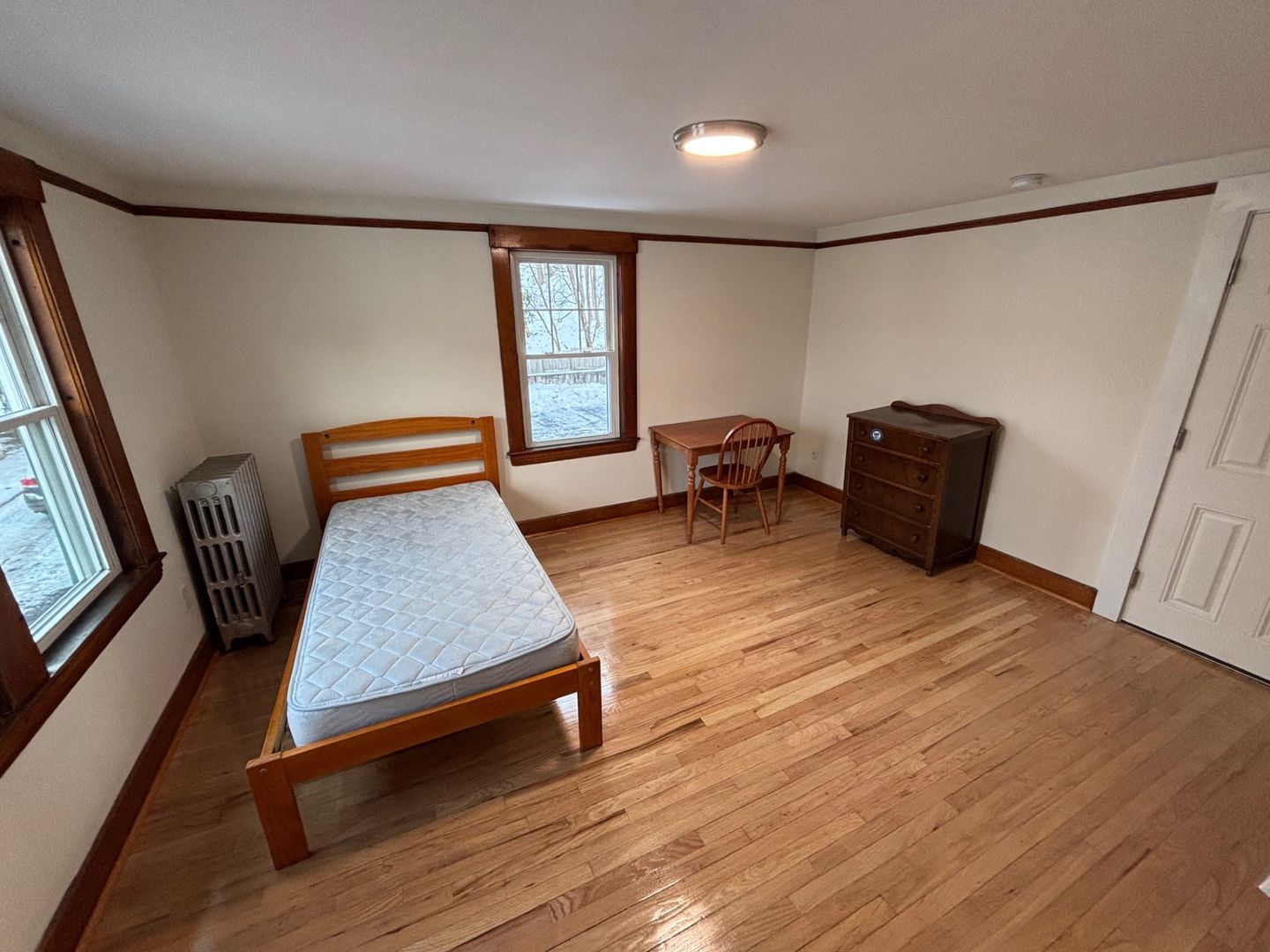 Hanover Apartment: 32 W. Wheelock