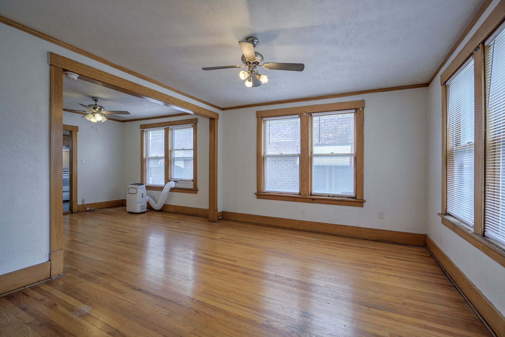 Omaha Apartment: 3310 Jackson St