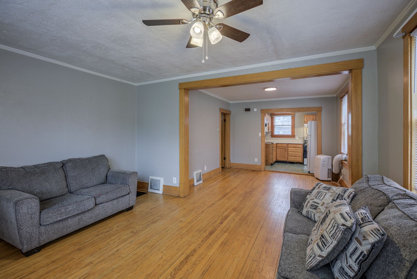 Omaha Apartment: 3310 Jackson St