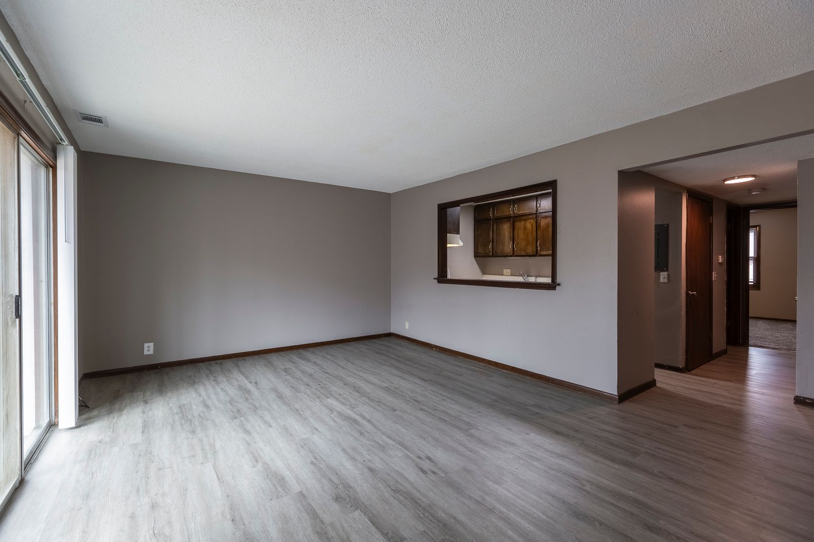 Oak Ridge Apartments in Millard