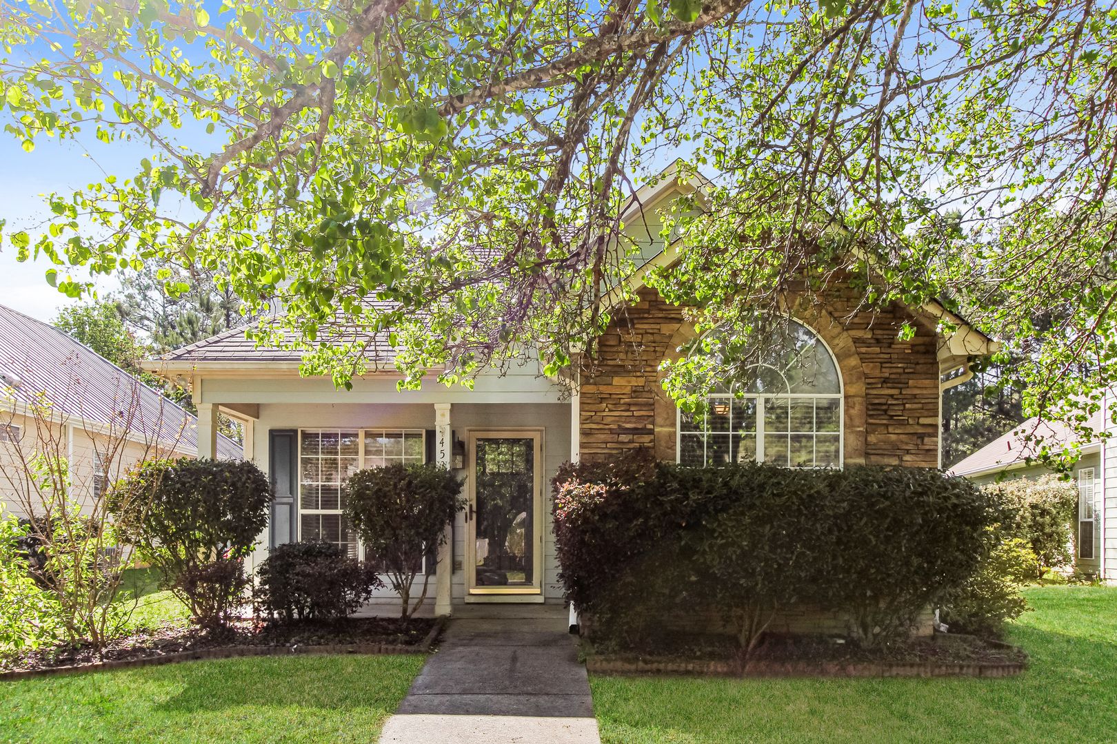 Helena House: 453 Tocoa Road