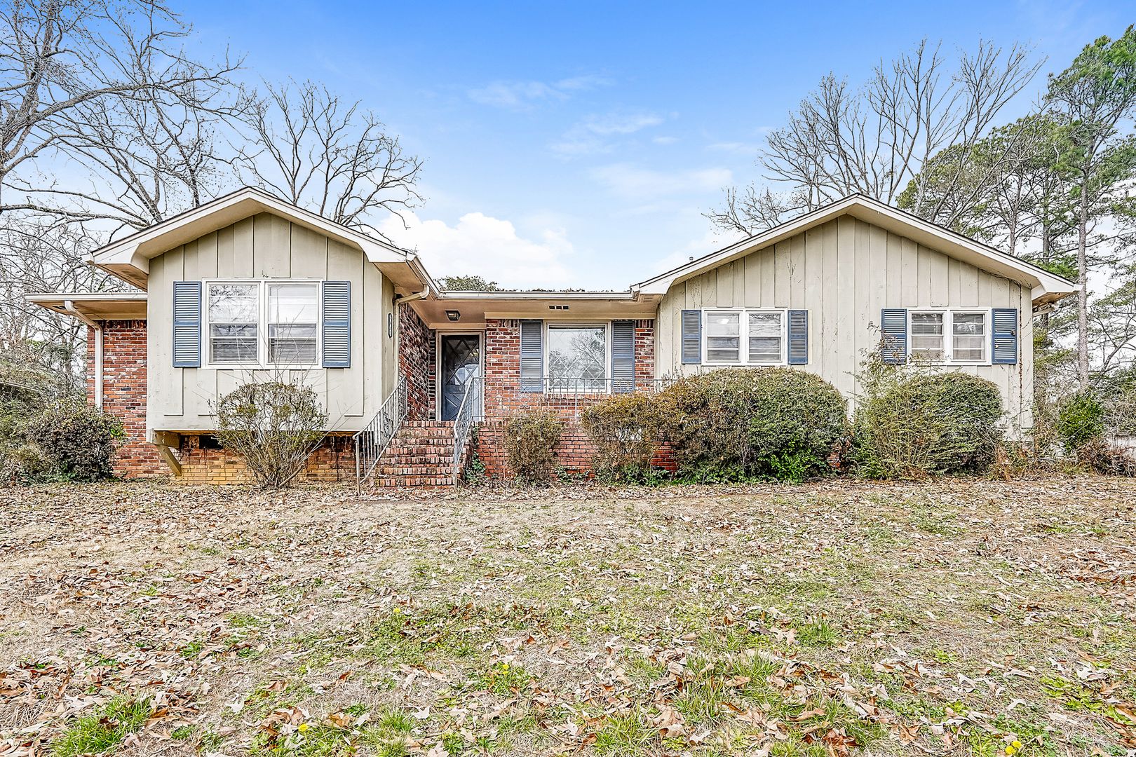 Hoover House: 3432 Crayrich Drive