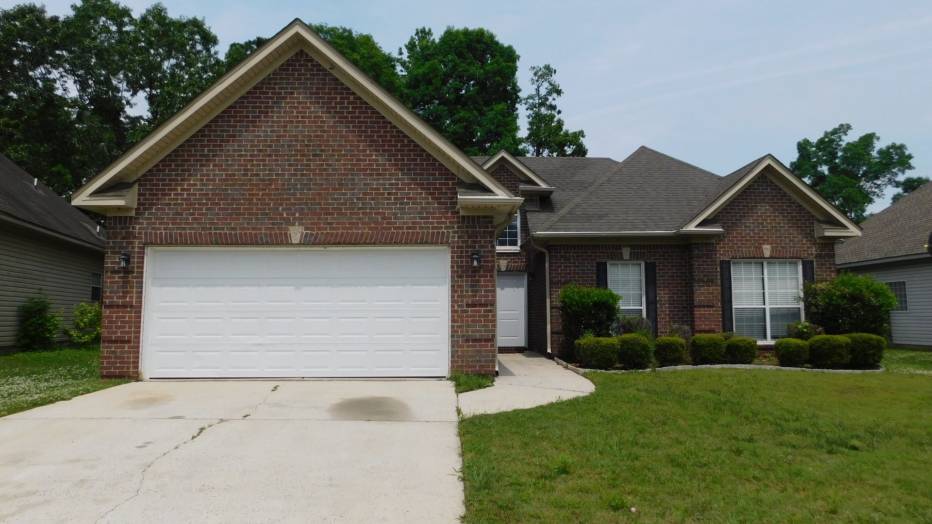 Sterrett House: 632 Forest Lakes Drive