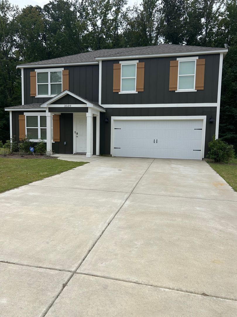 Northport House: 3509 Magnolia Hills Drive