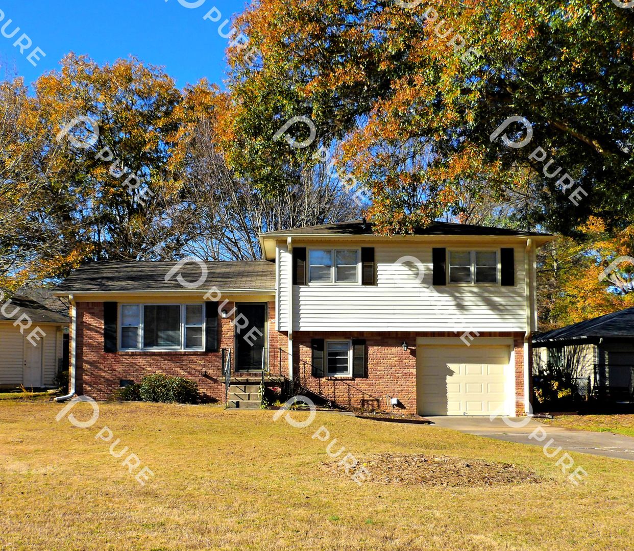 Huntsville House: 1003 Heard Ct.