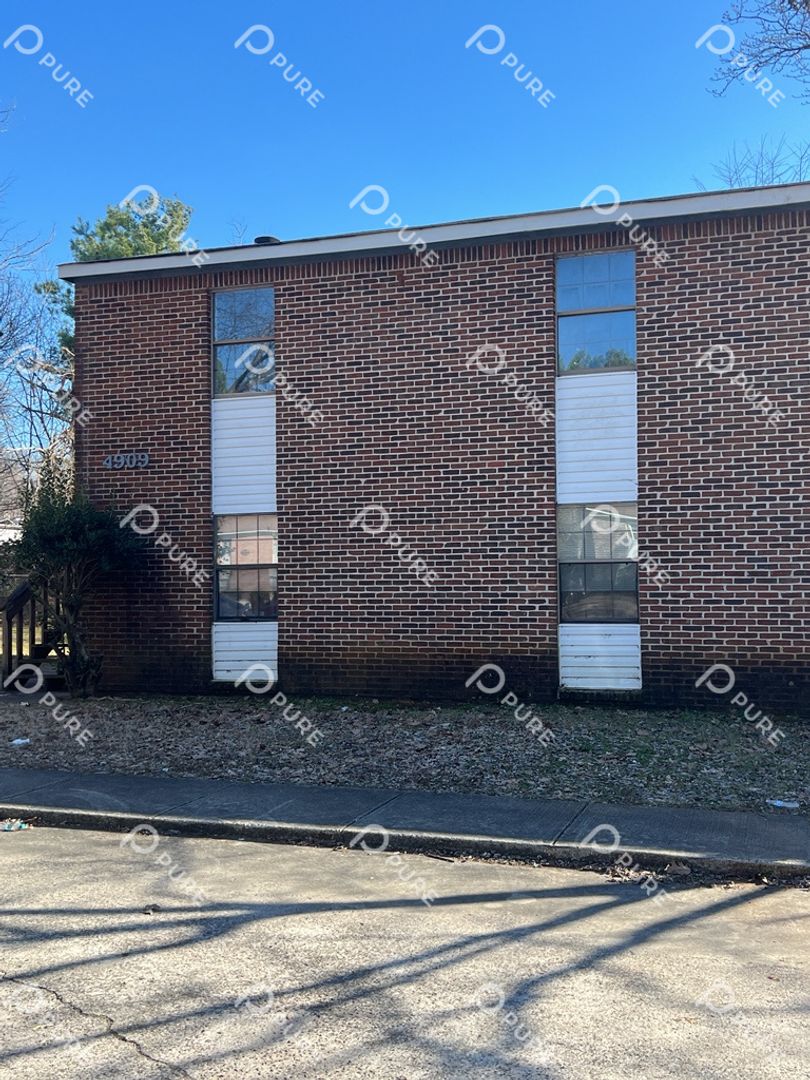 Huntsville Apartment: 4909 Cotton Row NW
