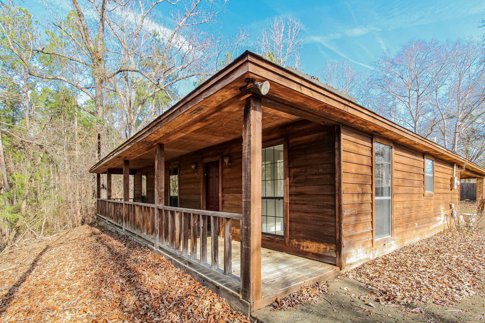 Wetumpka House: 95 Oakwood Drive