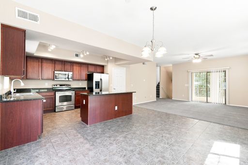 Heavenly 3 Bed-2.5 Bath End-Unit Townhome in Chandler's Via De Cielo – photo 1