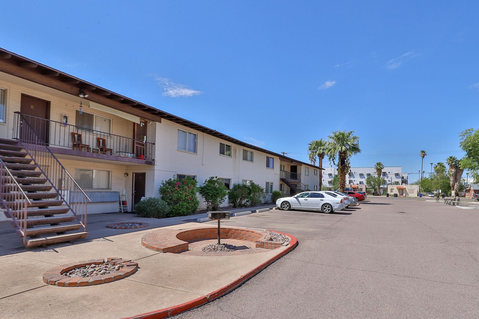 Mesa Apartment: 221 E 2nd Ave
