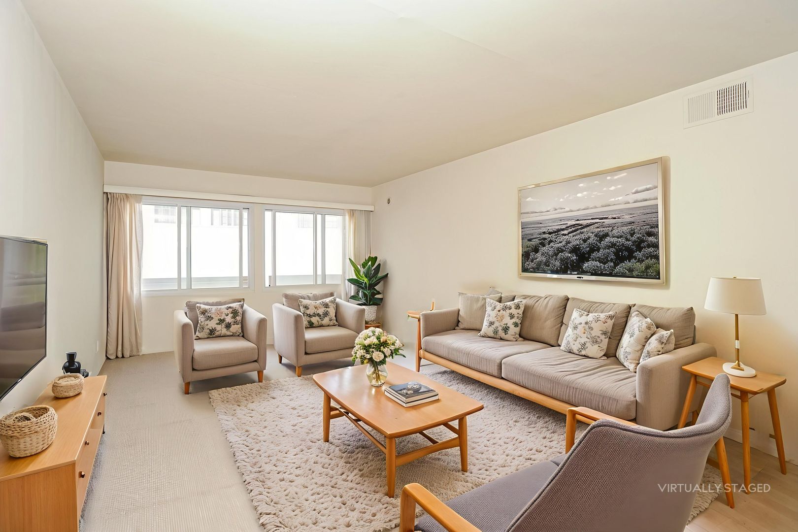 Playa Del Rey Apartment: 8745 Delgany Ave