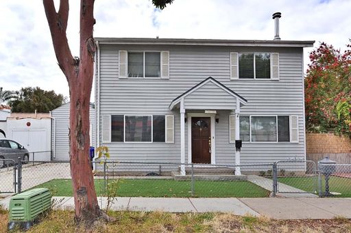 Charming 4-Bedroom, 3-Bathroom Home with Bonus Room in Desirable 92103 Zip Code – photo 1