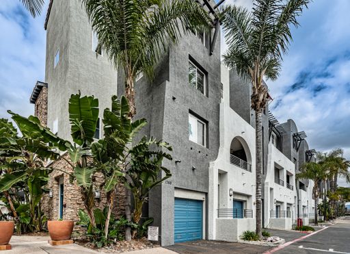 Charming Two-Level Townhome in Villagio – Your Dream Home in San Diego! – photo 1