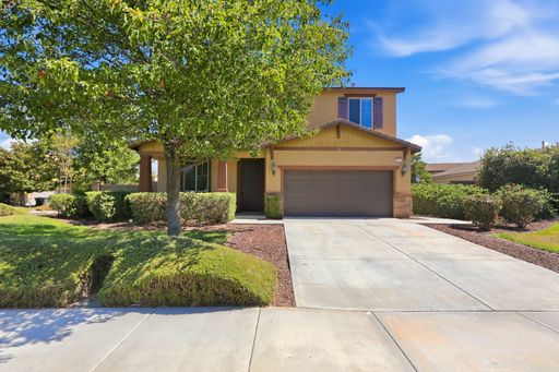 NEW LISTING! 5BD/3BA Must See Menifee Home In Lakes Gated Community – photo 1
