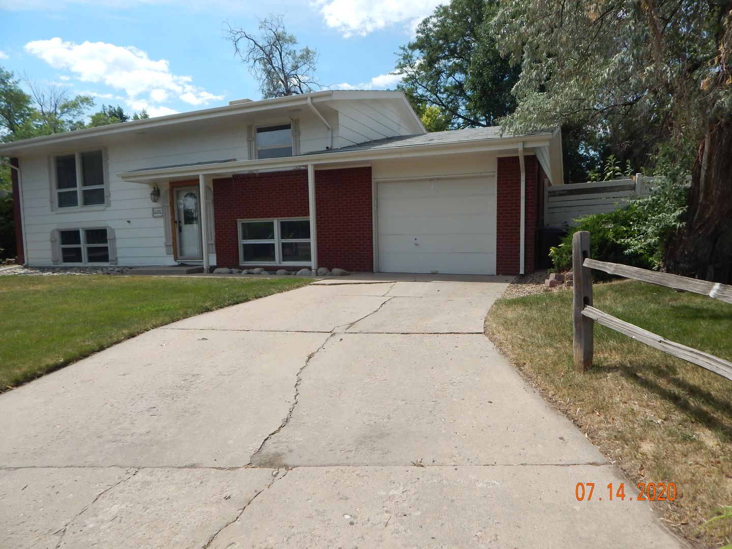 Littleton House: 6276 W Monticello Ave