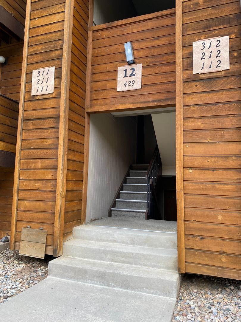 Lakewood Condo: 429 Wright St
