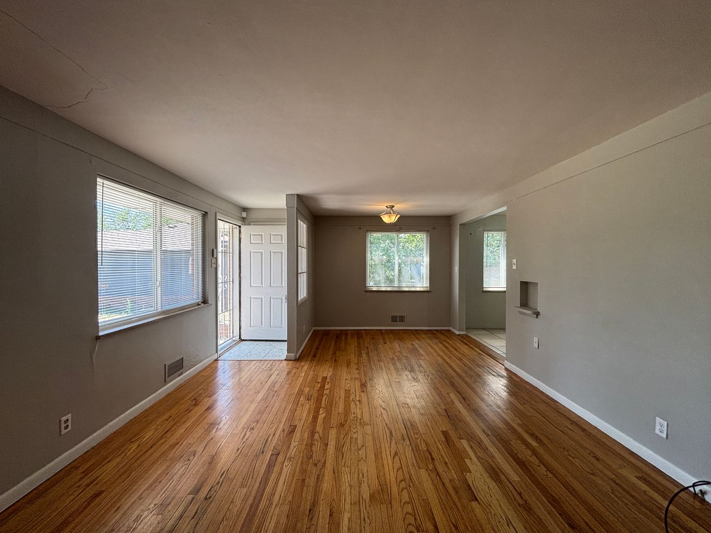 Denver Townhome: 935 Winona Ct