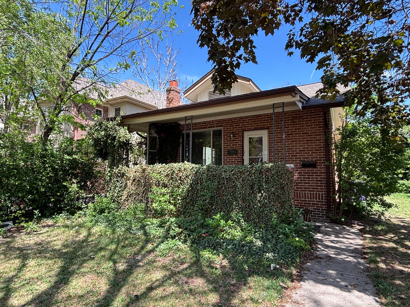 Denver House: 1144 N Monroe St