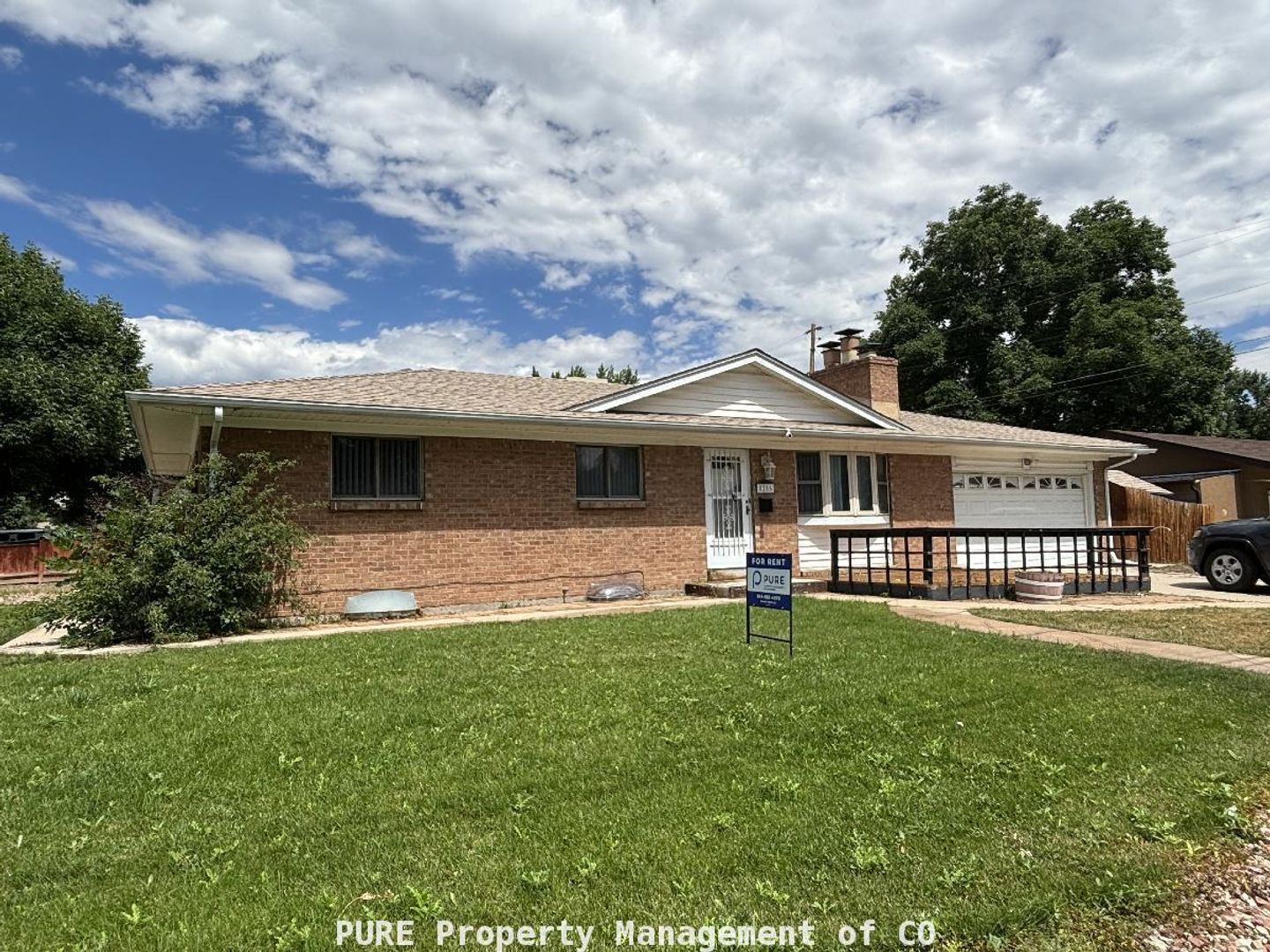 Lakewood House: 8285 West Florida Ave