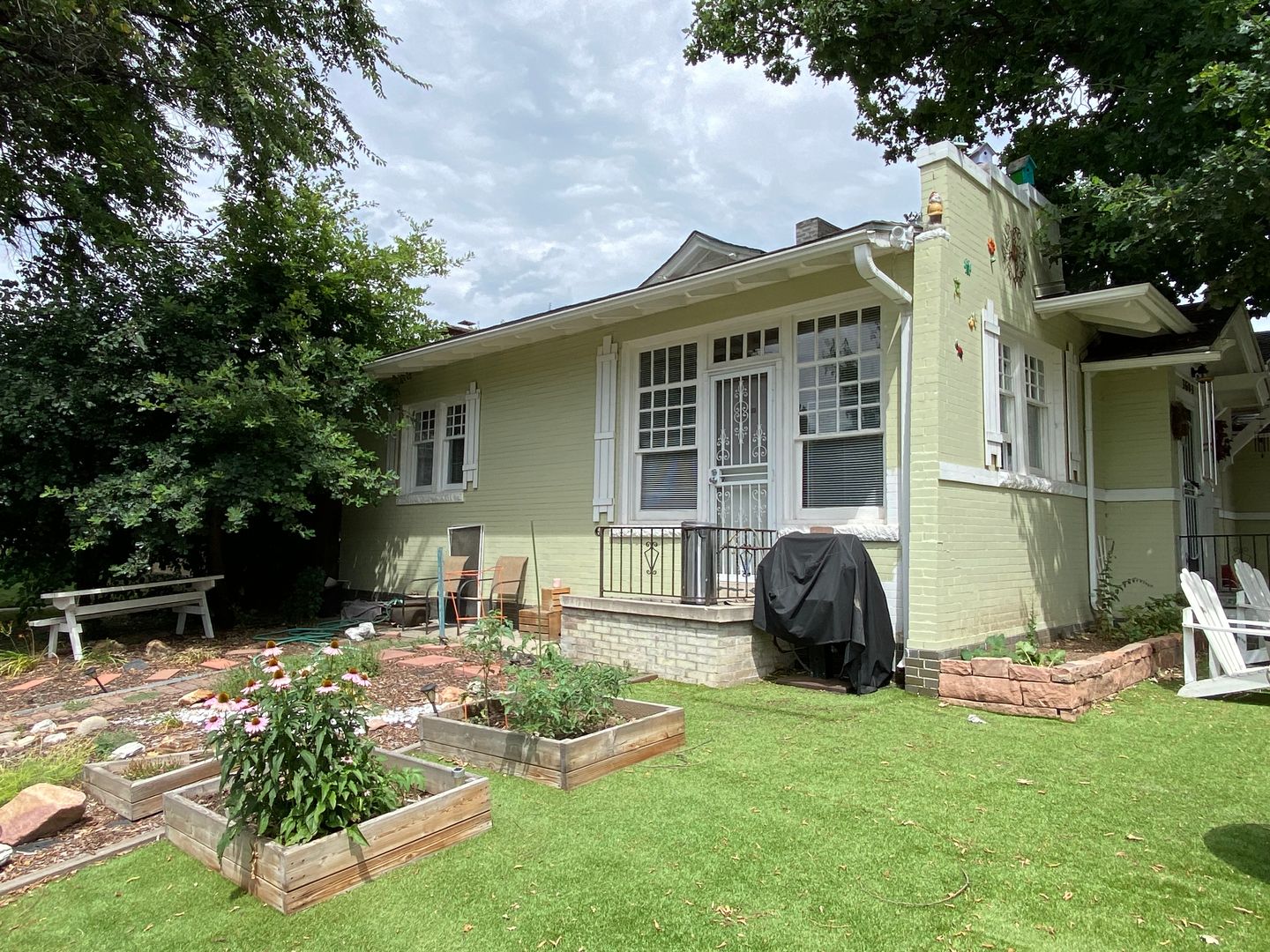 Denver House: 3603 E 16th Ave