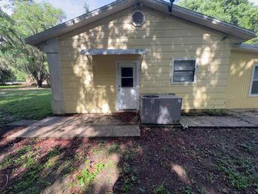 1 Bedroom, 1 Bath – photo 1