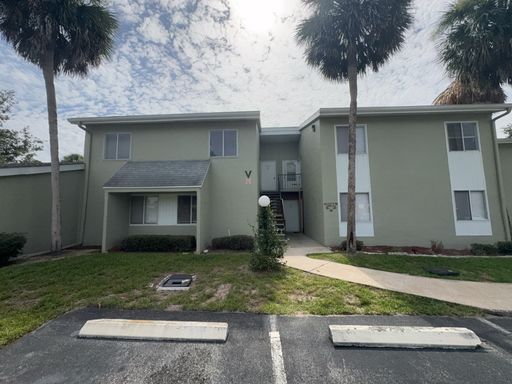 2 Bedroom 2 Bath Condo located in Fairways of Silver Springs Shores – photo 1