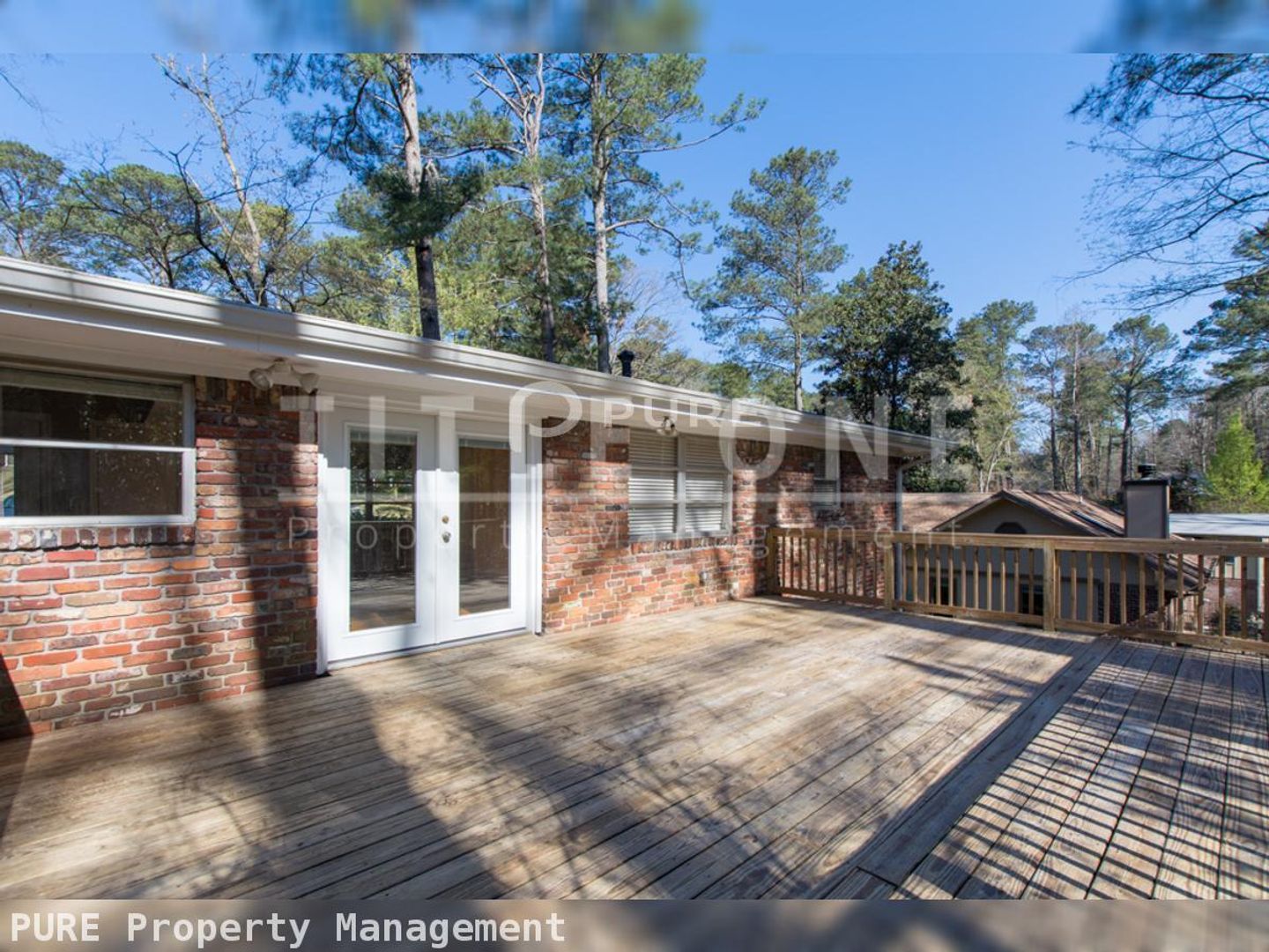 Atlanta House: 2435 Woodacres Rd NE
