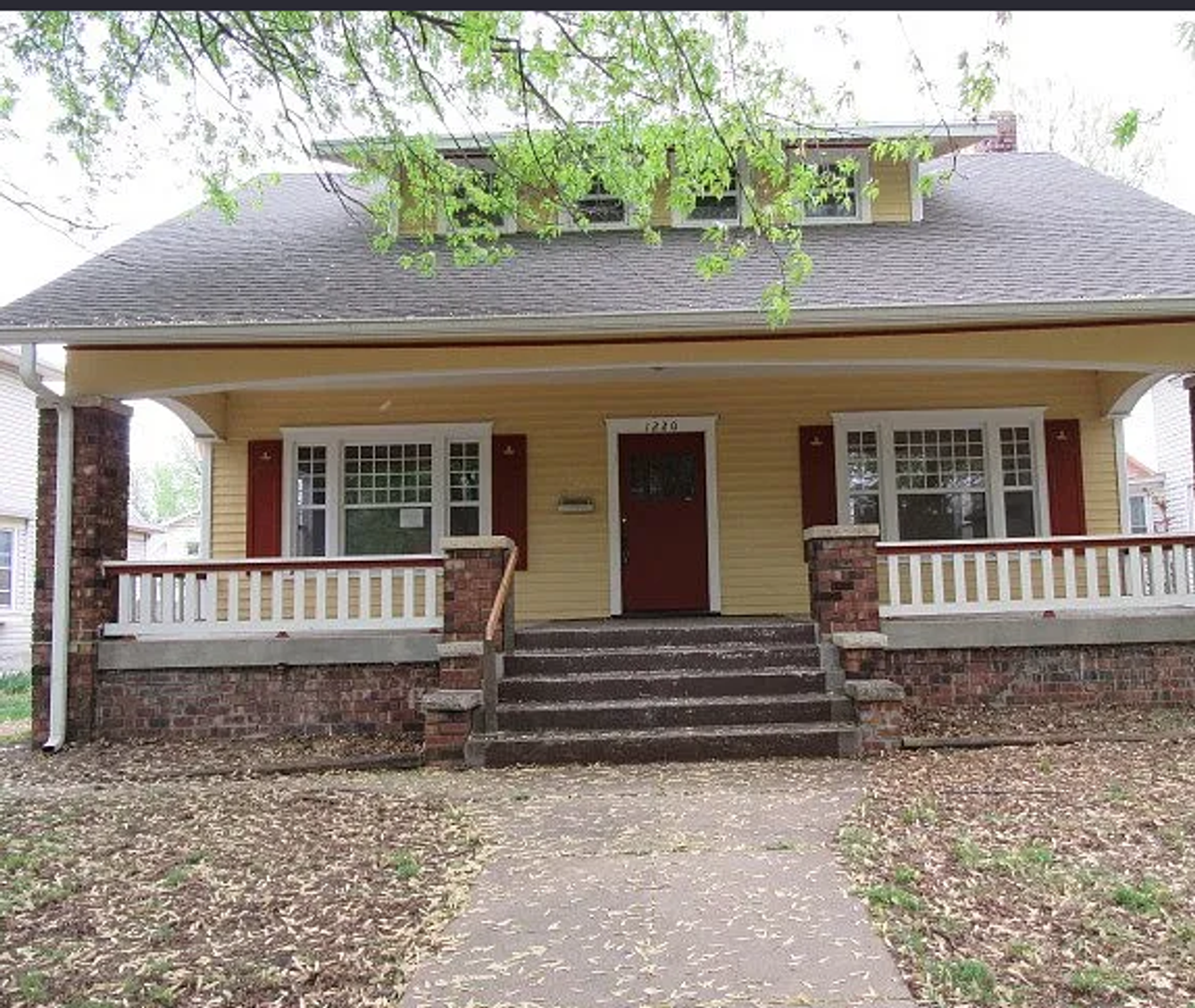 Topeka House: 1220 SW Garfield Avenue