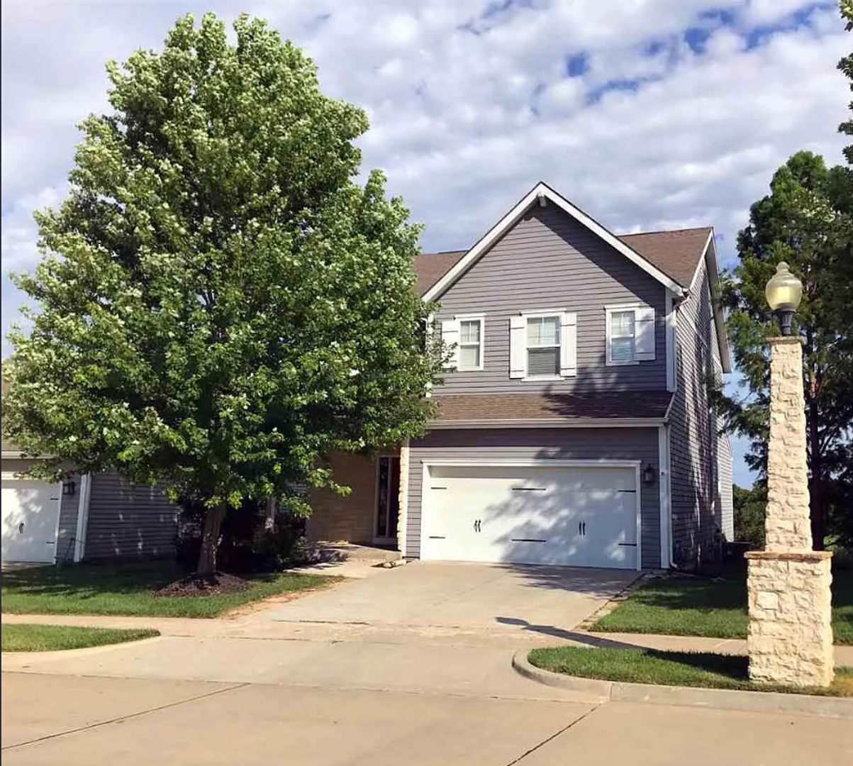 Lawrence House: 3707 Tucker Trail