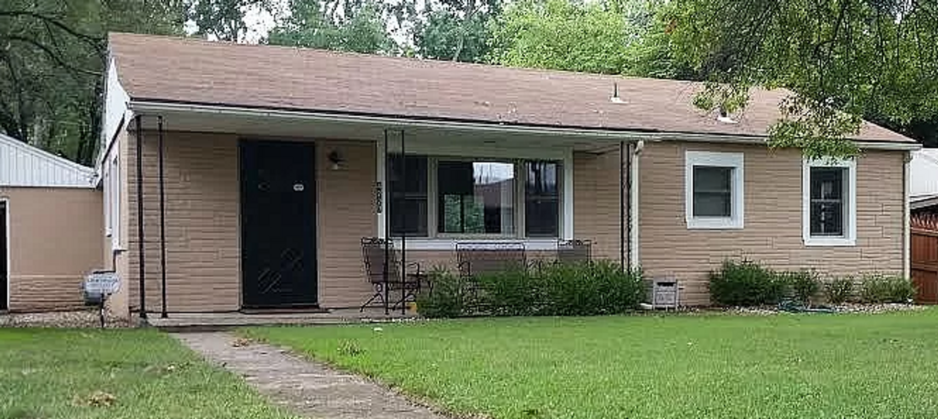 Topeka House: 4227 SW Drury Lane