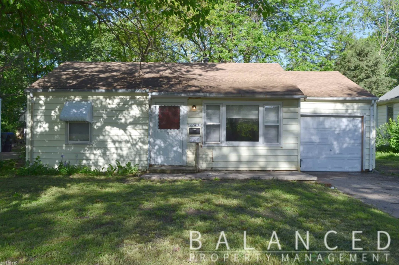 Topeka Apartment: 1743 SW Mission