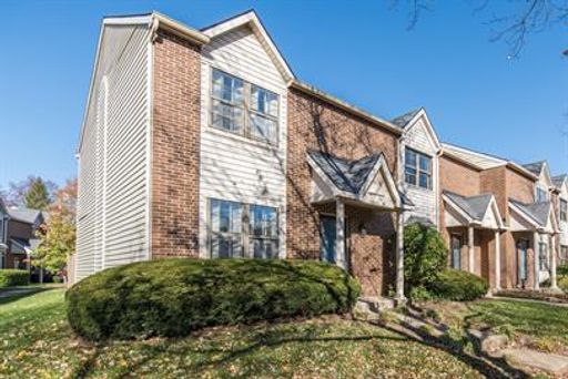 Prime Location: Stunning Townhome Near UK Campus and Downtown Lexington! – photo 1