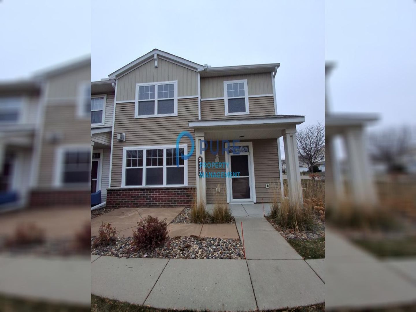 Woodbury Townhome: 3442 Hazel Trl Unit A